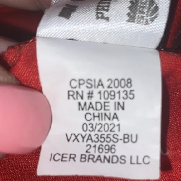 NBA Chicago Bulls Basketball Tank Top Sleeveless Red & White Boys XL 18-20 - Picture 7 of 7